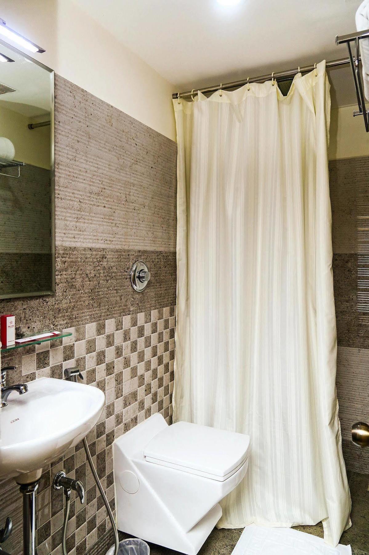 The Spin Hotel Ченнаї Екстер'єр фото